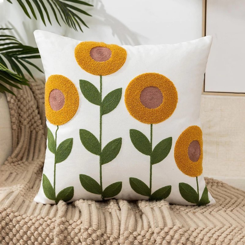 Capa de Almofada com Bordado Floral - Minha loja