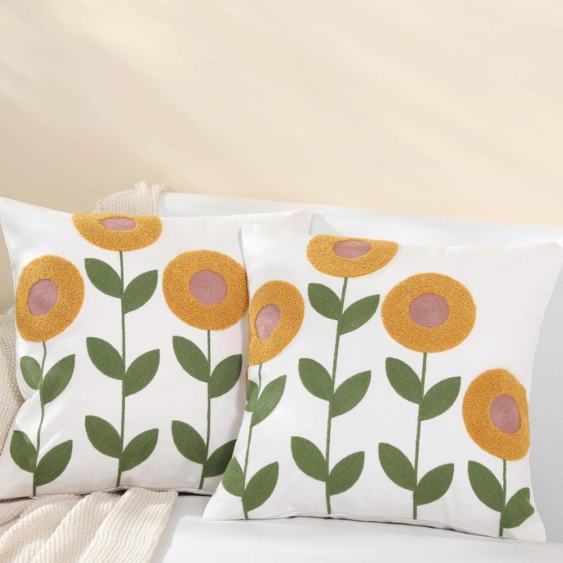 Capa de Almofada com Bordado Floral - Minha loja